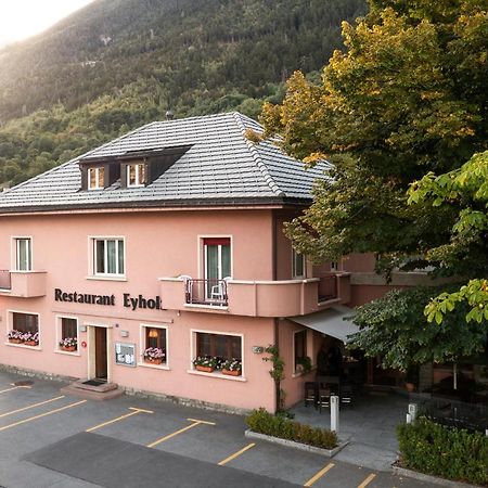 Hotel-Restaurant Eyholz Visp Bagian luar foto